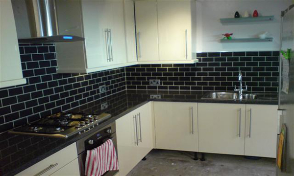 Tiler in County Durham, including Durham, Darlington and Newton Aycliffe